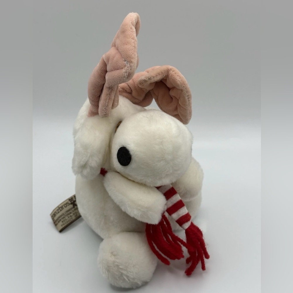1985 Heritage Collection ganzbros White Moose in Striped Scarf Plush 7" tall